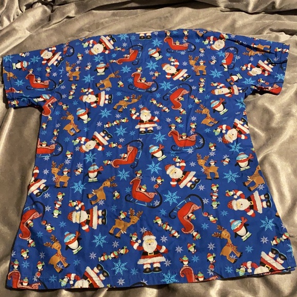Scrub top - Picture 2 of 2